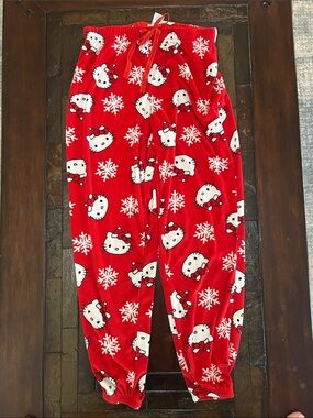 Junior's Hello Kitty Red and White Winter Pajama Bottoms